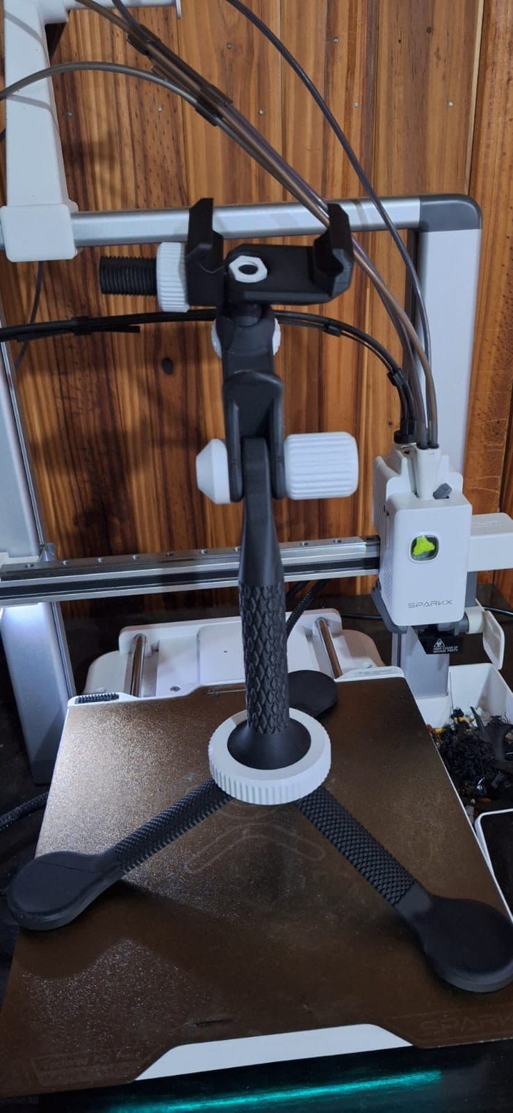 Trípode Ajustable para Teléfono, Escritorio o Fotografía